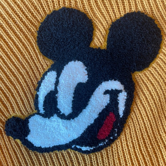 Vintage Mickey crop top sweater. - Picture 3 of 4